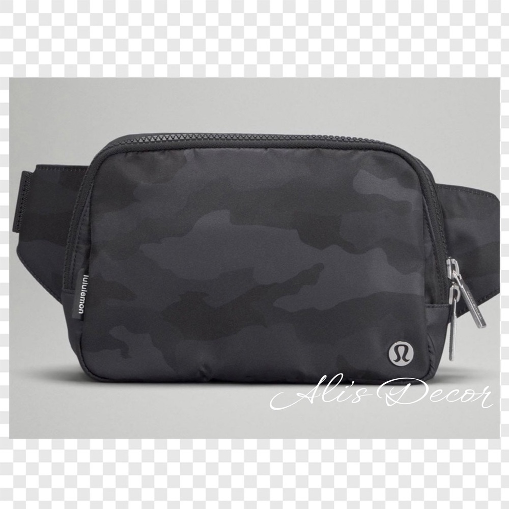 NWT Lululemon Athletica everywhere belt bag 2L Camo - free bag w/purchase